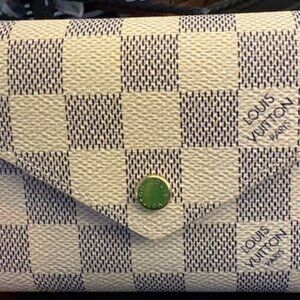 Louis Vuitton Rose Ballerine Victorine Wallet